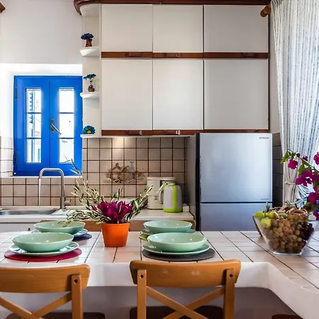 Renas Cycladic House Prázdninový dům Triovasálos